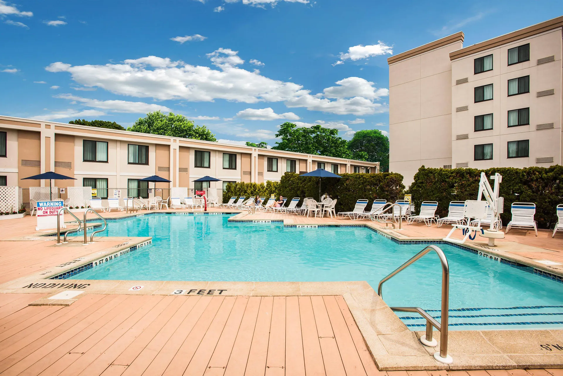 Online bestellen: Holiday Inn Hasbrouck Heights