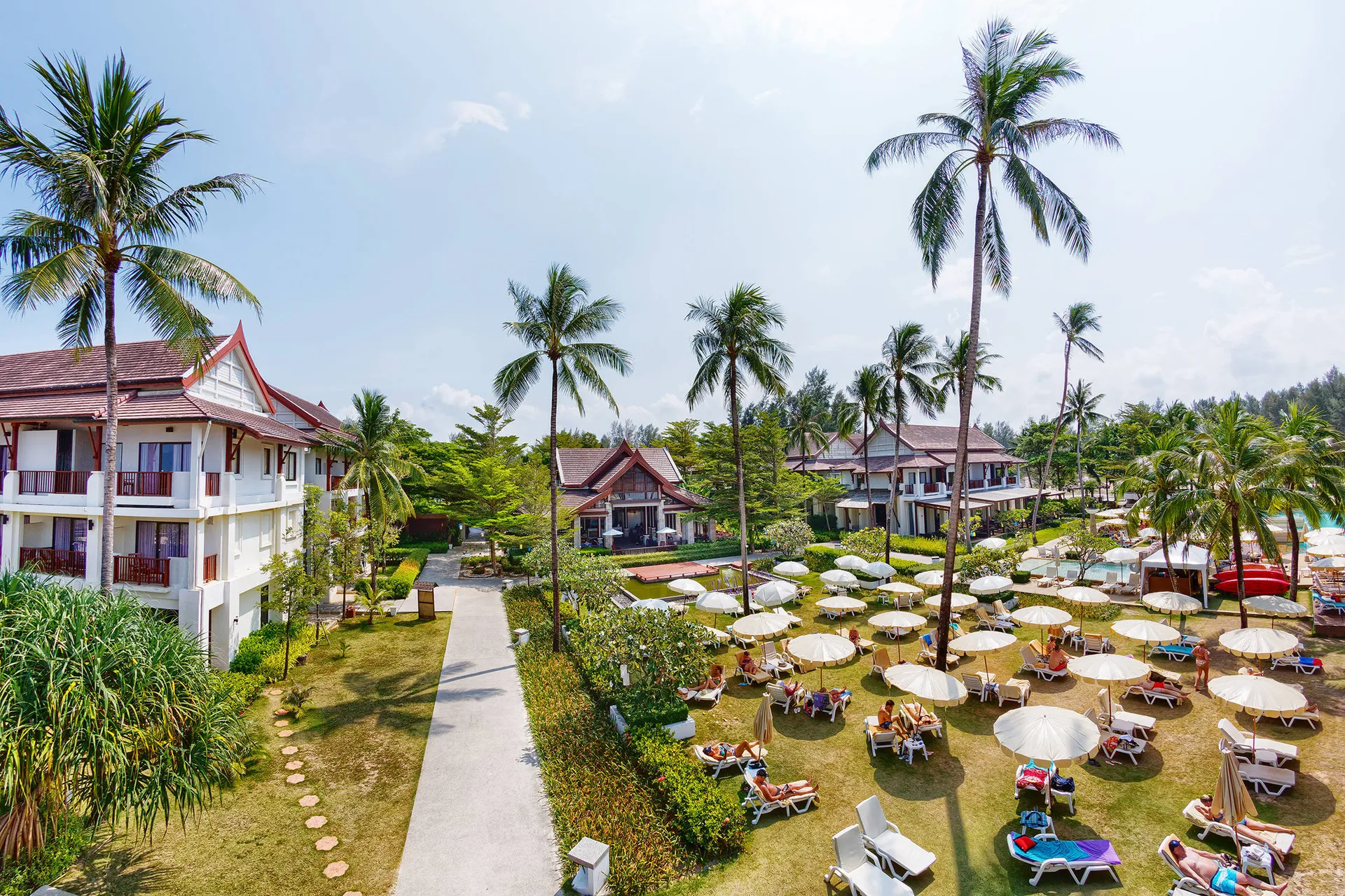 Online bestellen: Apsara Beachfront Resort