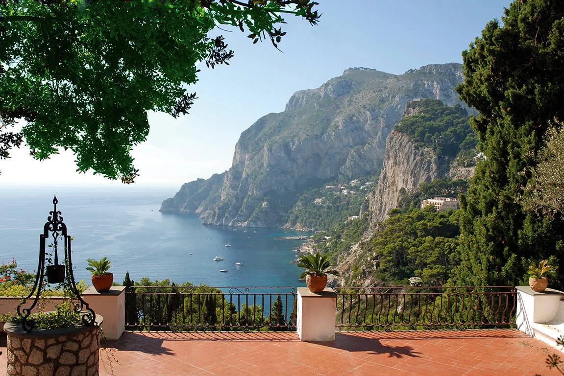 Uitzicht vanaf terras Capri