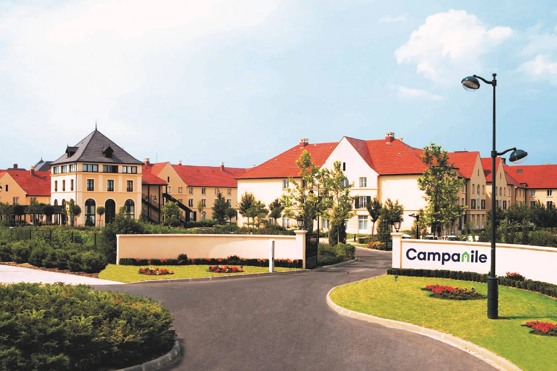 Online bestellen: Hotel Campanile Val de France