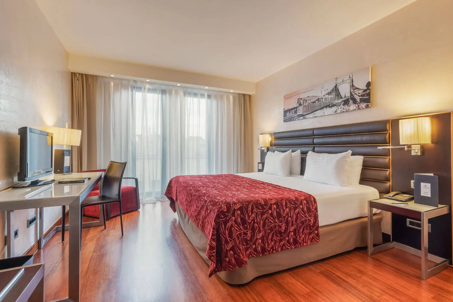 Online bestellen: Hotel Exe Budapest Center