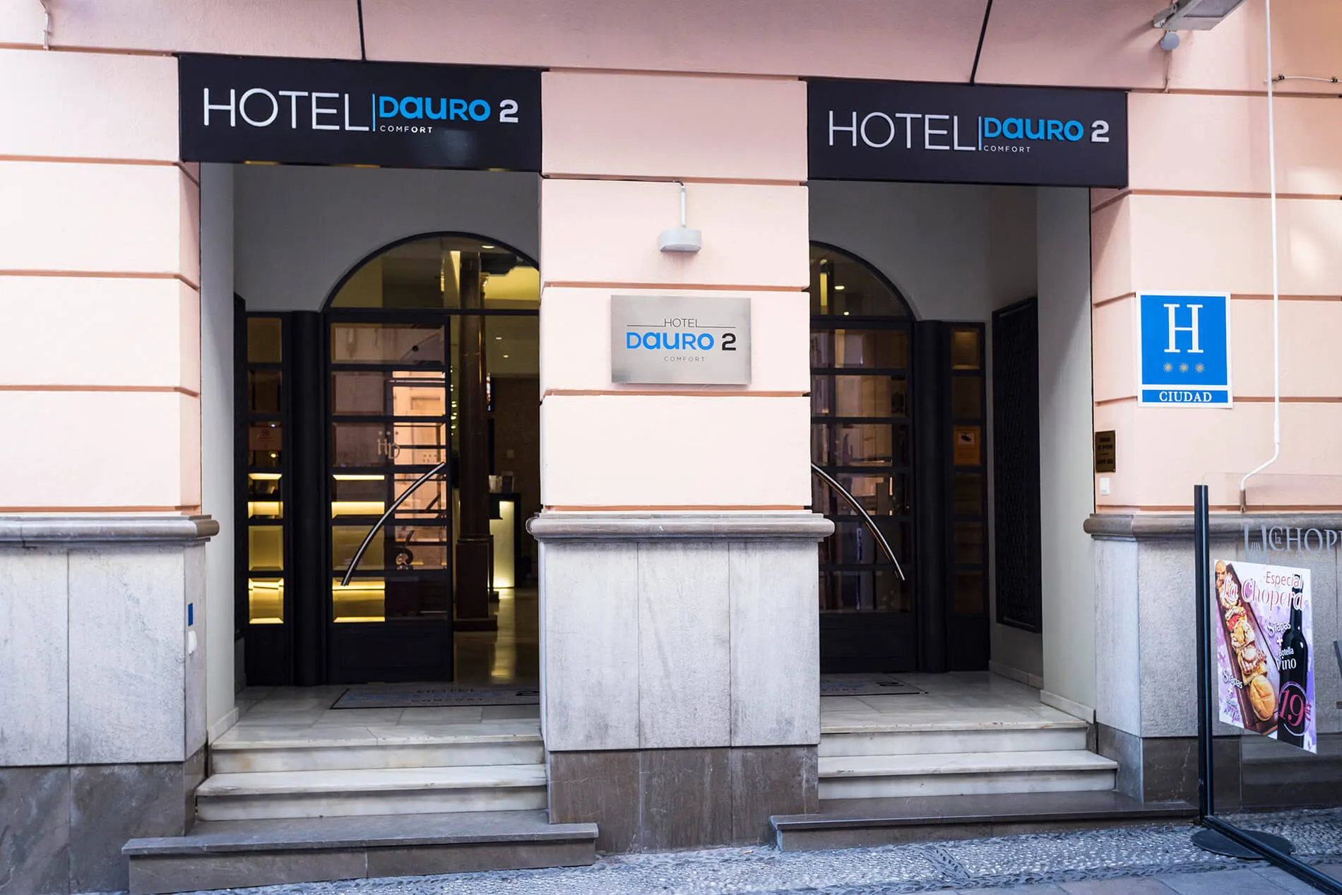 Online bestellen: Hotel Comfort Dauro 2