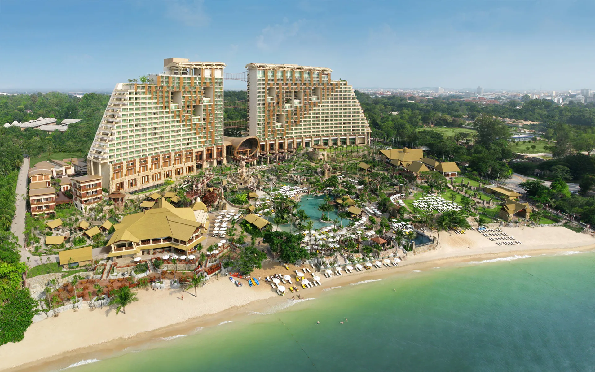 Online bestellen: Centara Grand Mirage Beach Resort Pattaya
