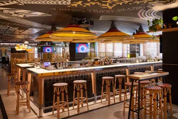 Bar