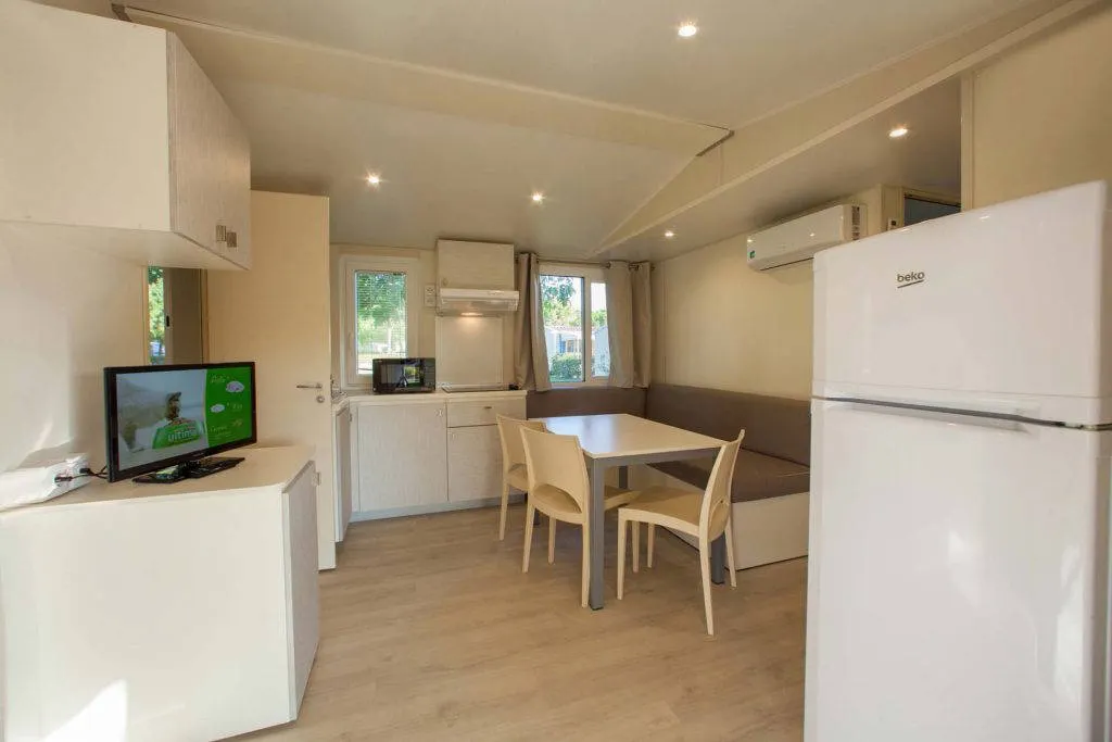 Voorbeeld 4-kamerstacaravan Maxicaravan