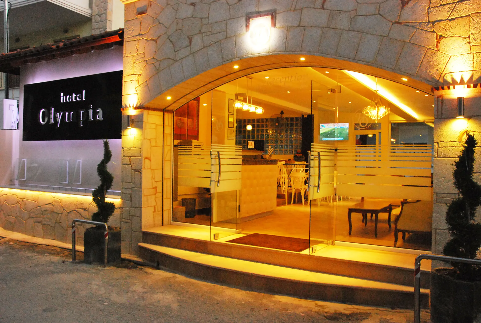 Hotel Olympia.