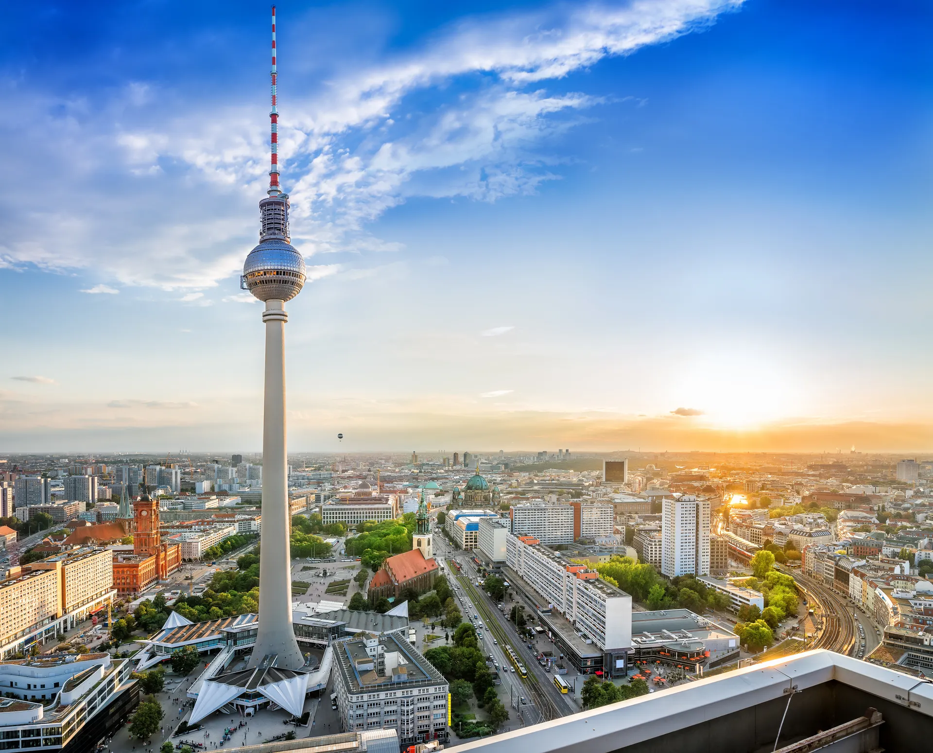 Stedentrip Berlijn, Alexanderplatz, Berlijn | de Jong Intra Vakanties