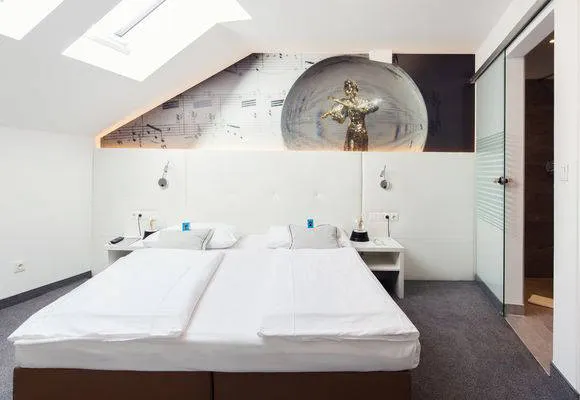 Viennese Originals kamer