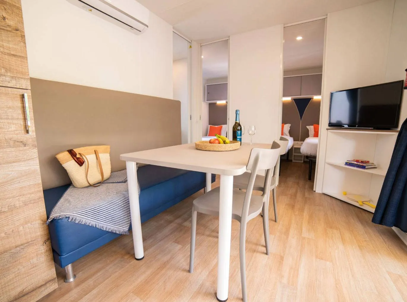 4-kamerstacaravan Premium Deluxe - Estivotravel