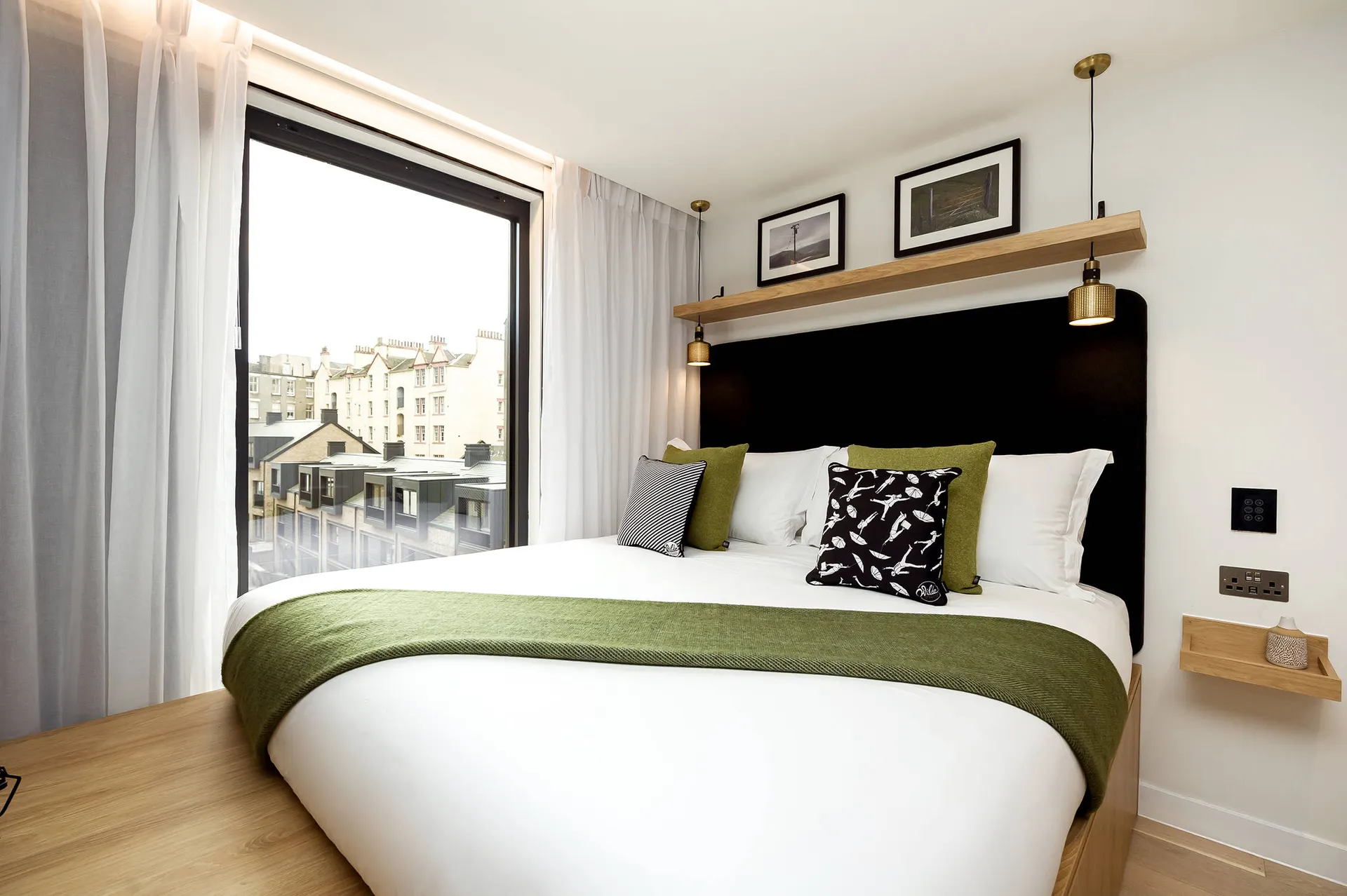 Online bestellen: Wilde Aparthotels by Staycity Edinburgh Grassmarket