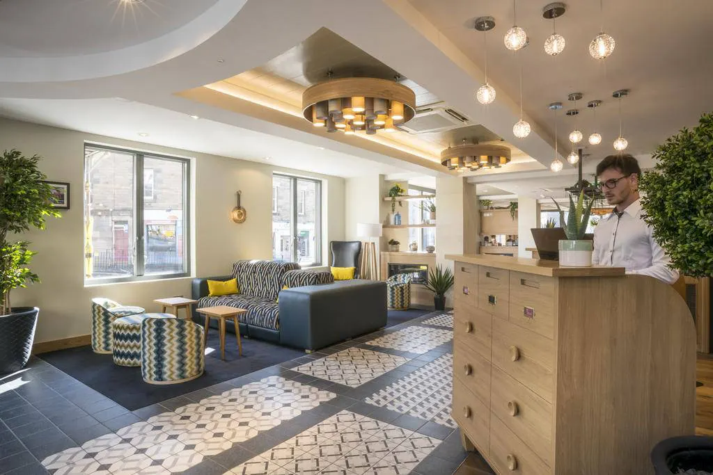 Online bestellen: Point A Hotel Edinburgh Haymarket