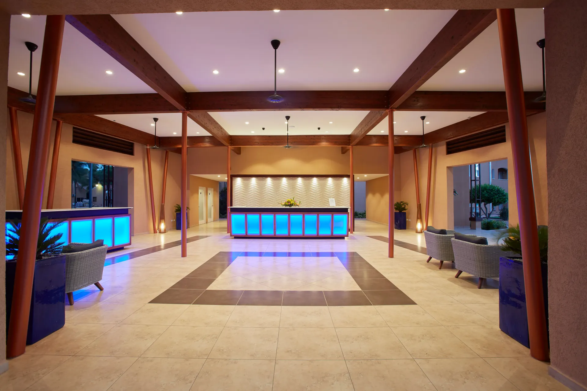 Hotel Divi Dutch Village Beach Resort.