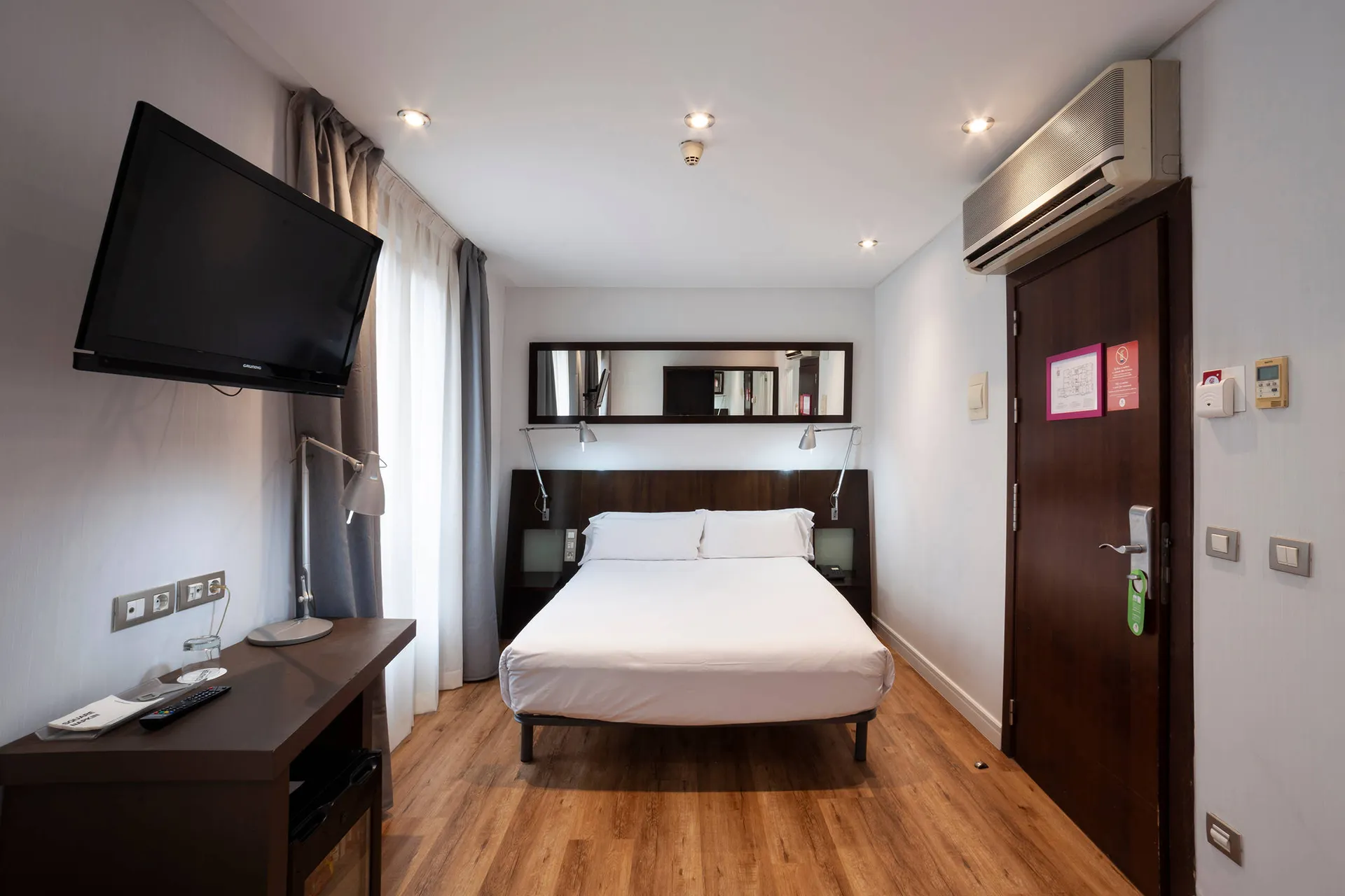 Hotel Petit Palace Arana