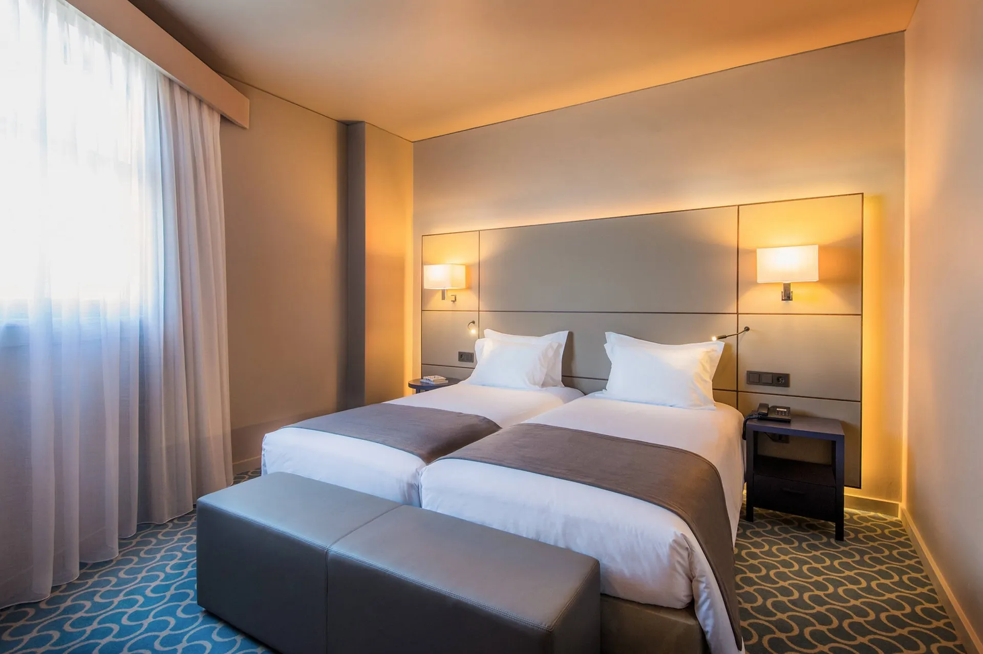 Hotel Dom Henrique Downtown