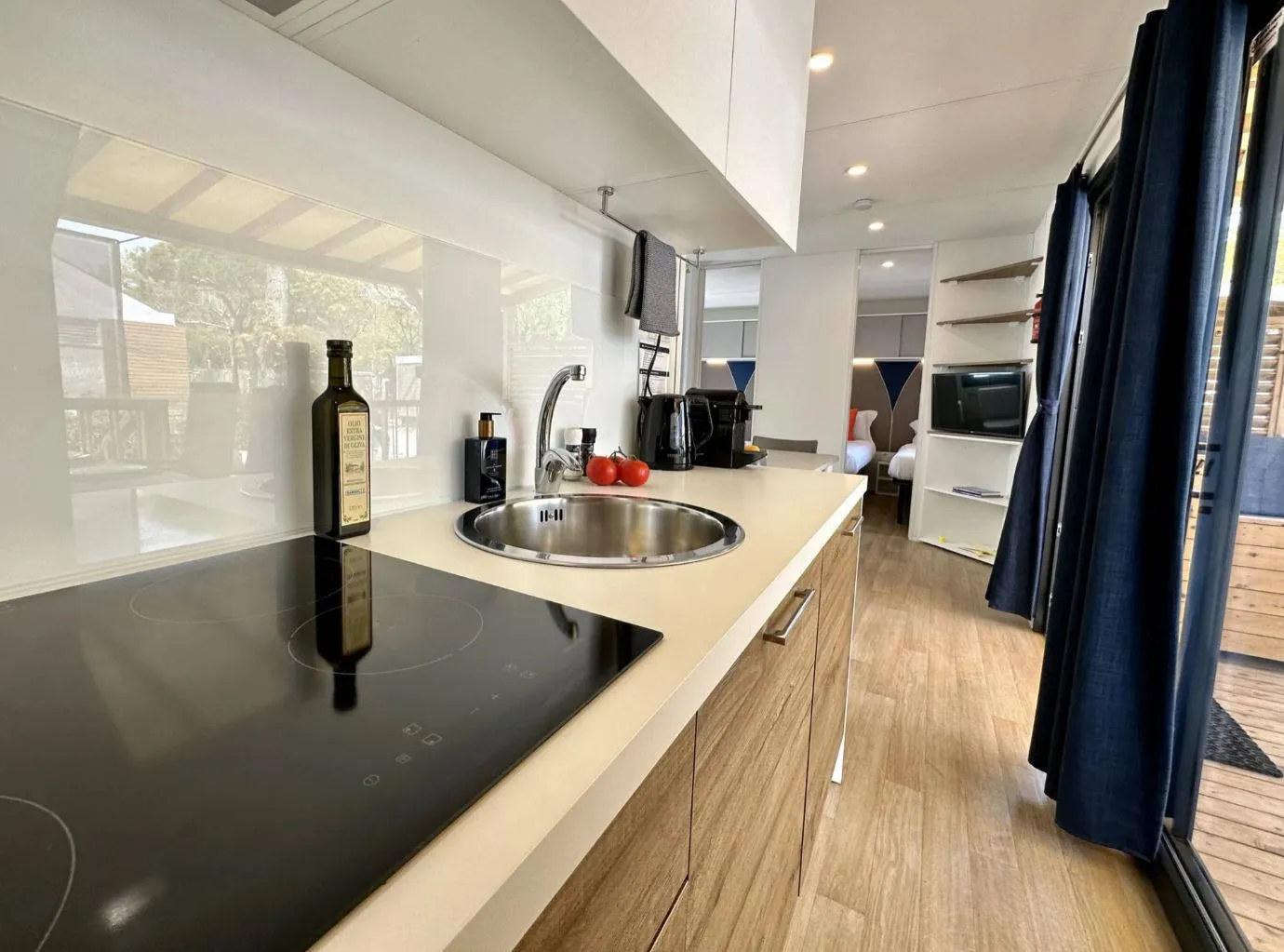 4-kamerstacaravan Premium Deluxe - Estivotravel