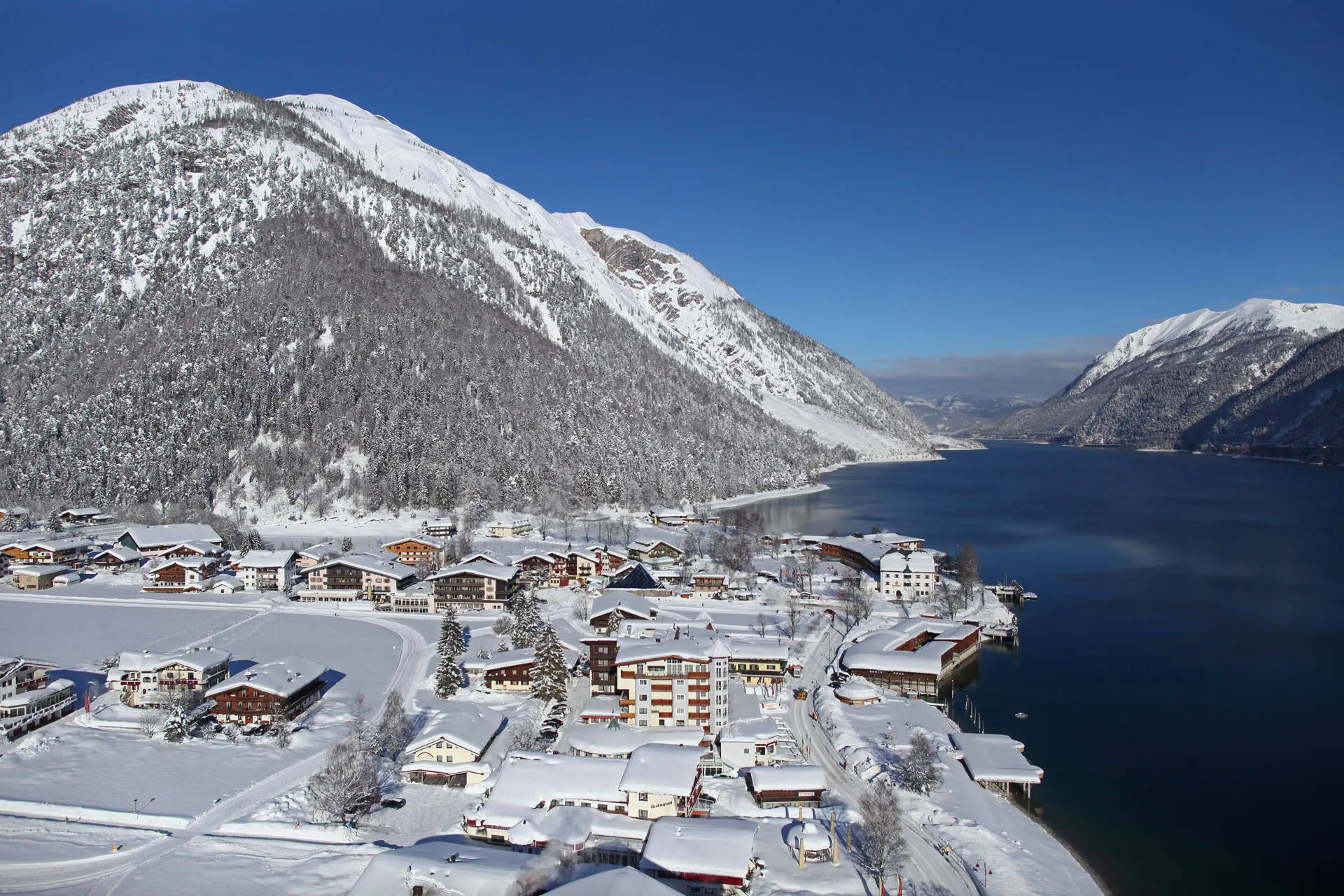 Wandelen en langlaufen aan de Achensee, Pertisau