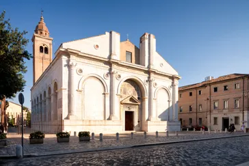 Rimini, kathedraal AdobeStock 321806166
