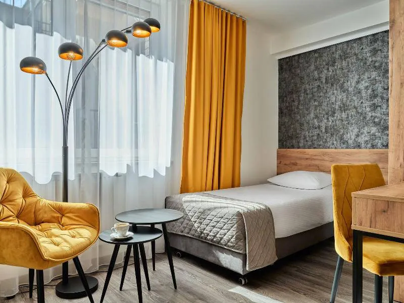 1891 Garni Hotel