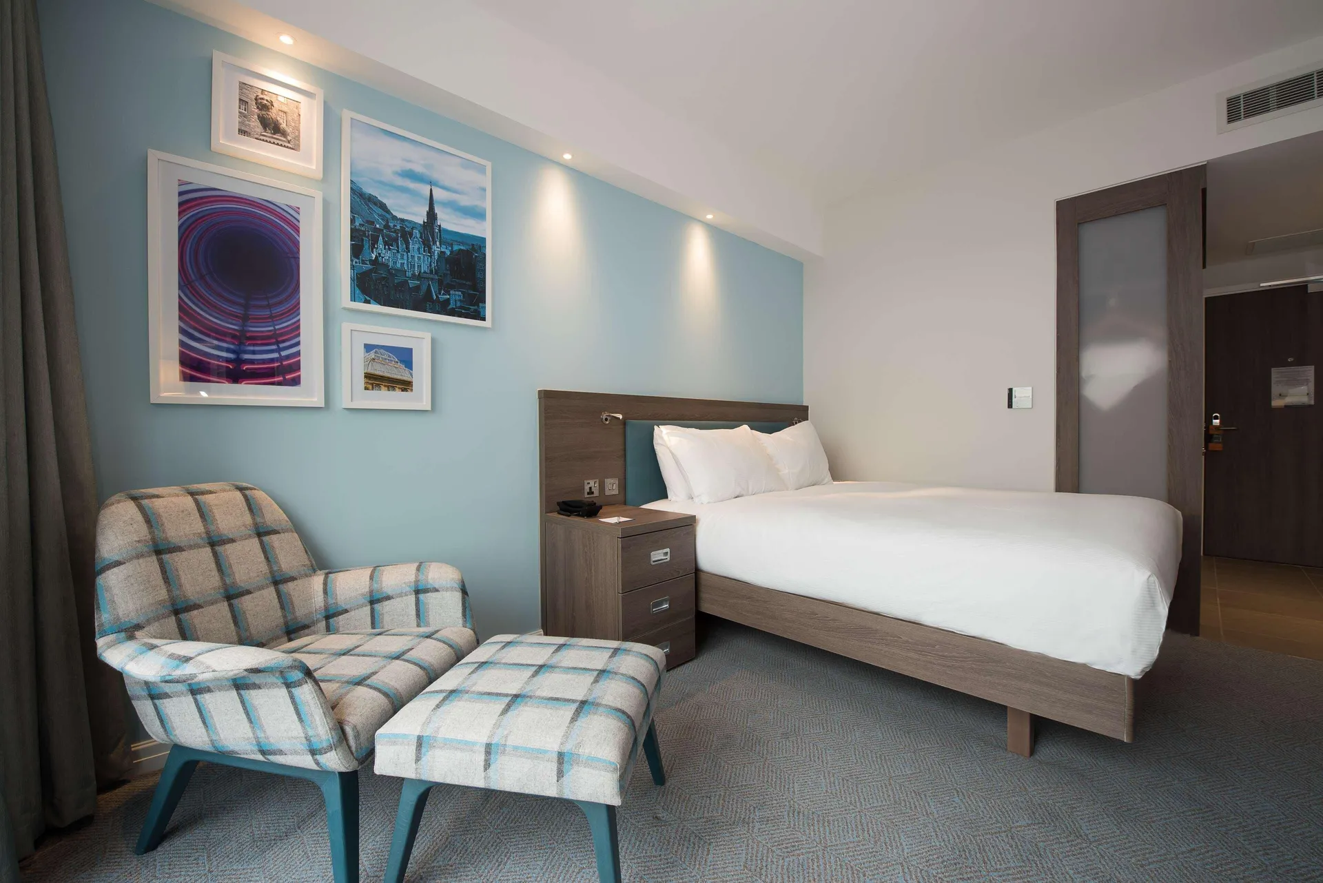 Hotel Hampton by Hilton Edinburgh West End.