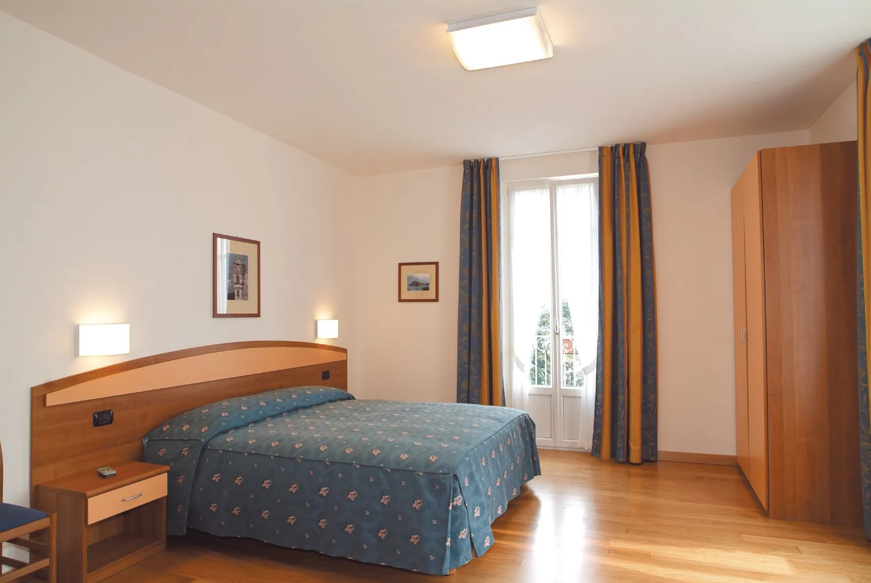 Hotel Lario.