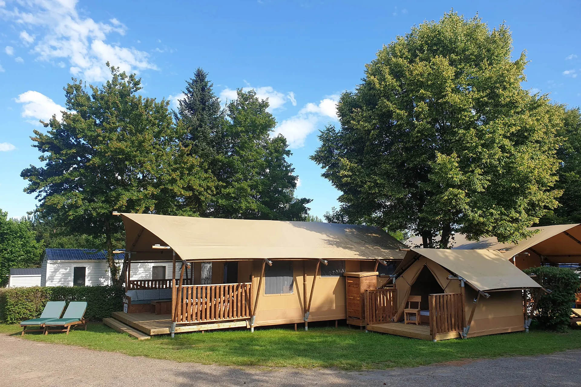 Taiga en Kambi - Voor-/Zijaanzicht (impressie)