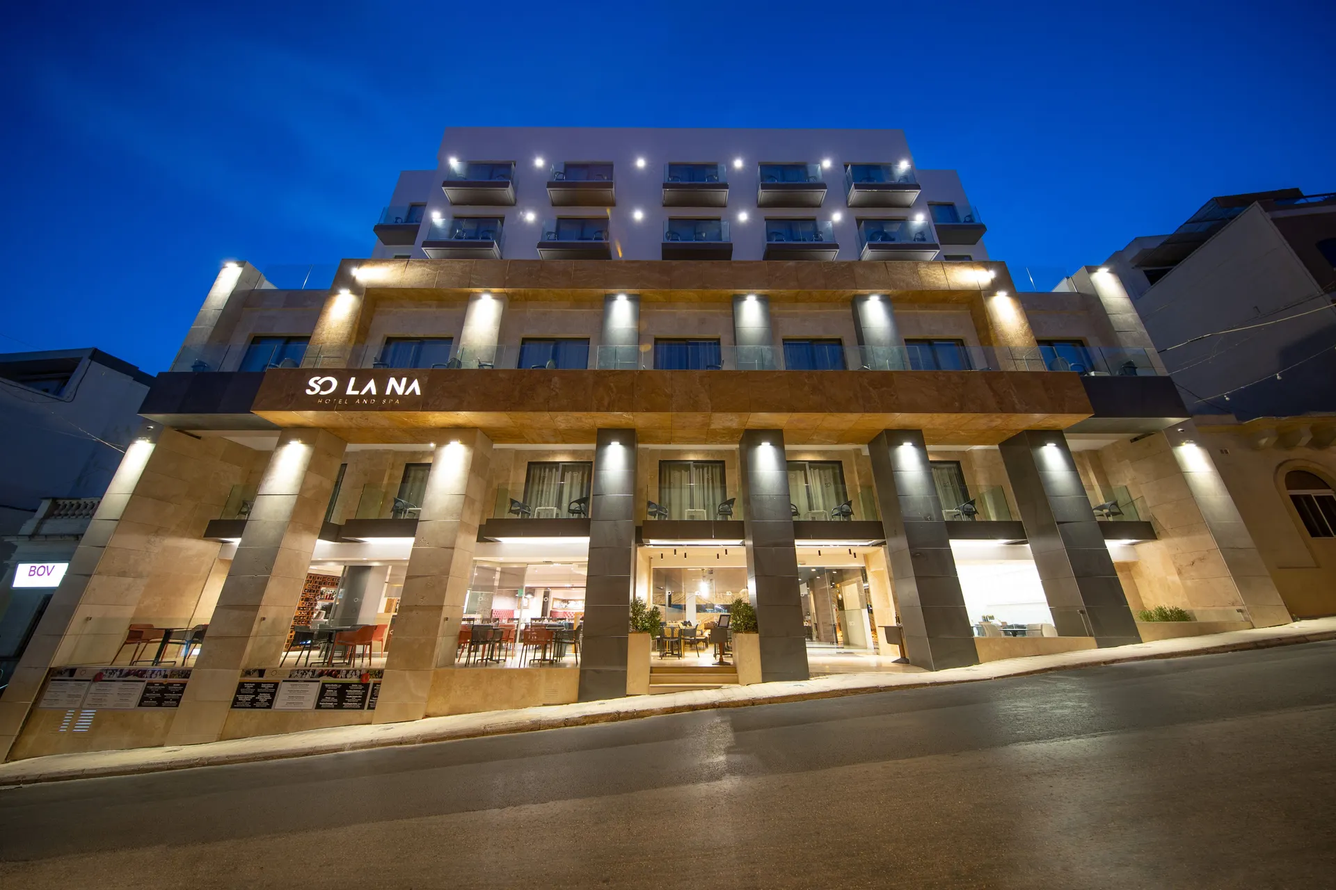 Solana Hotel & Spa.