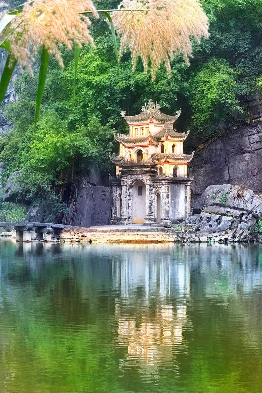 Bich Dong Pagoda, Ninh Binh, rondreis Vietnam | de Jong Intra Vakanties