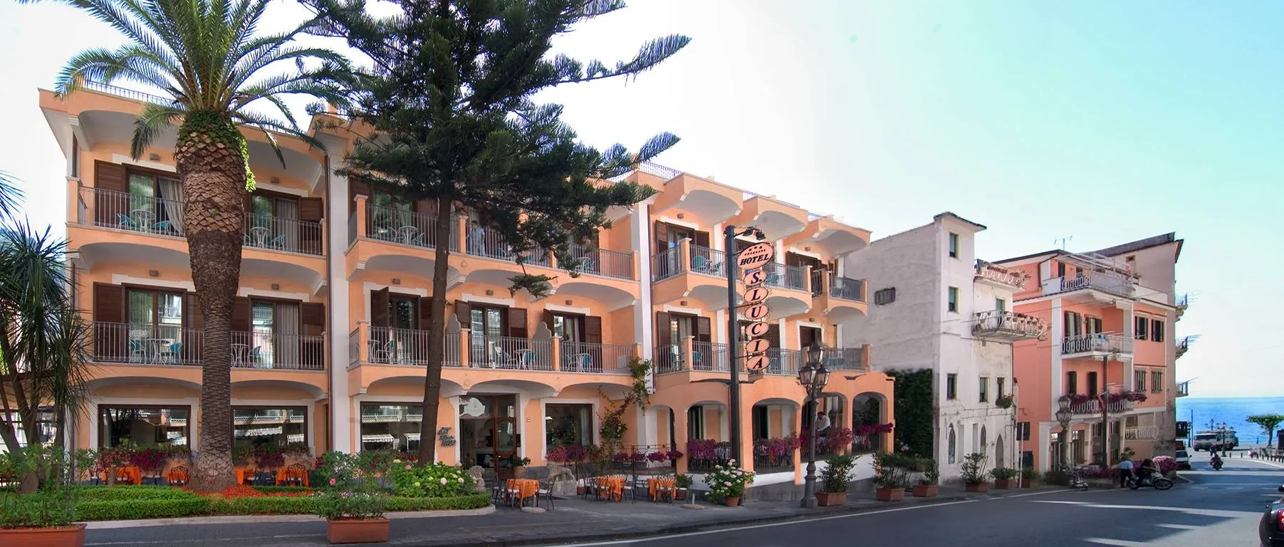 Online bestellen: Hotel Santa Lucia