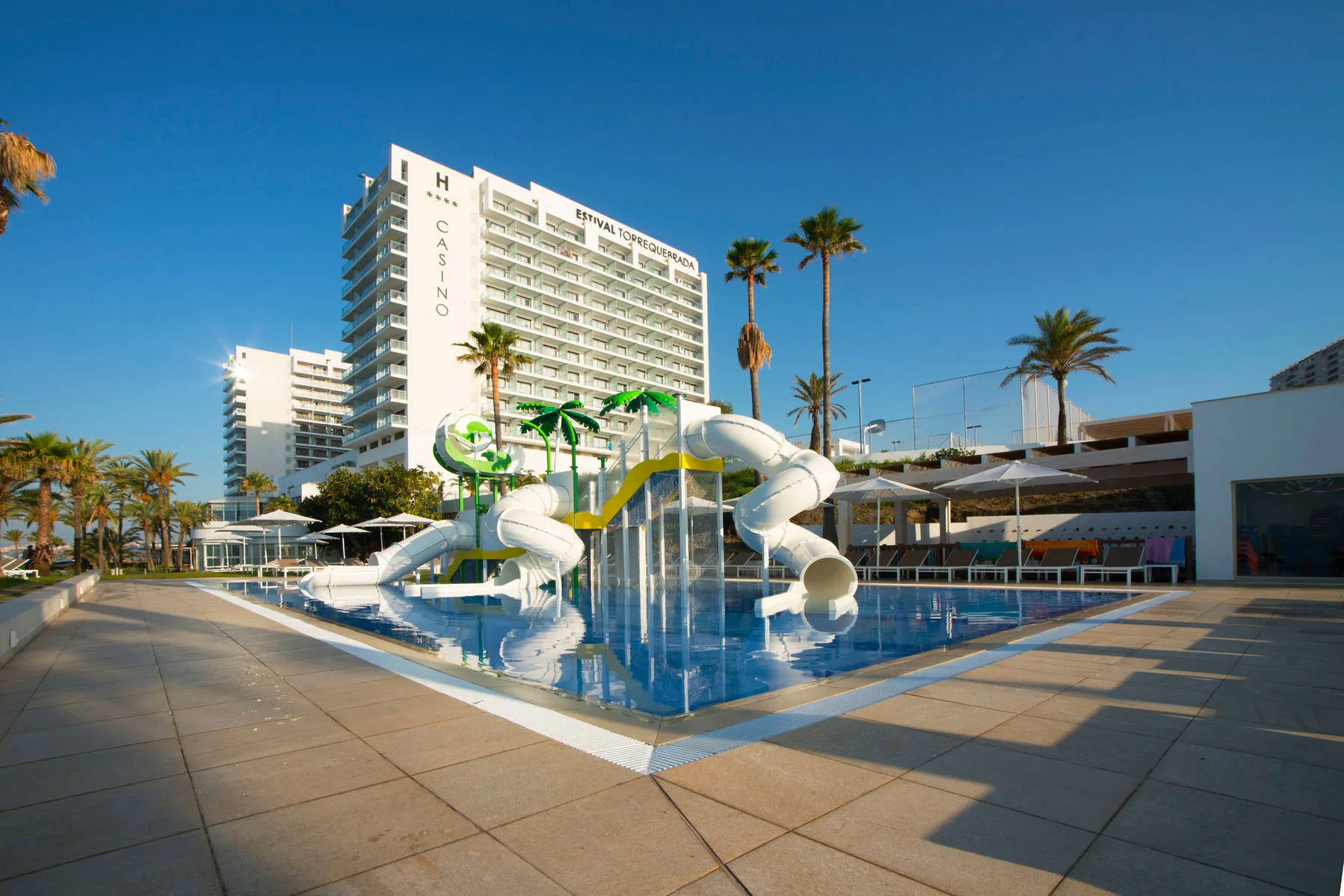 Online bestellen: Hotel Estival Torrequebrada