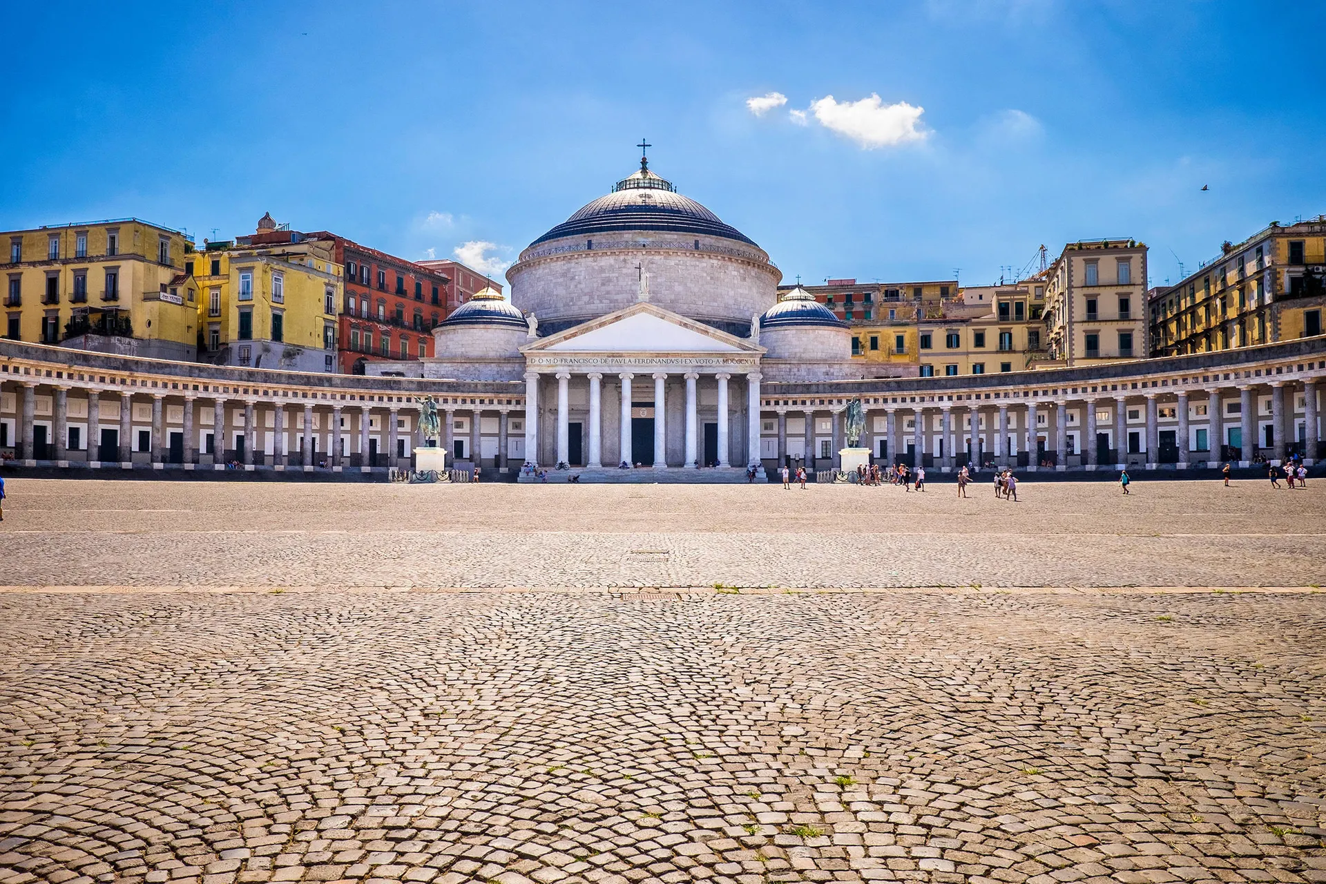 Piazza Plebiscito NApels