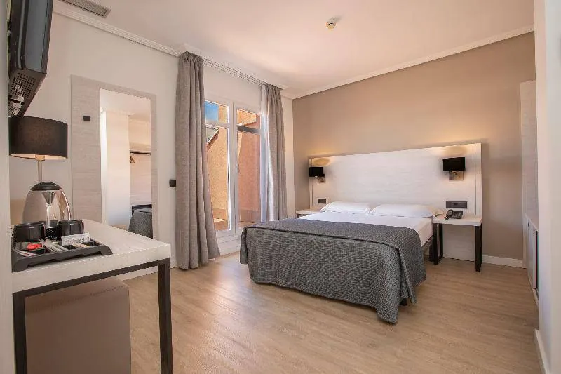 Hotel Porcel Ganivet