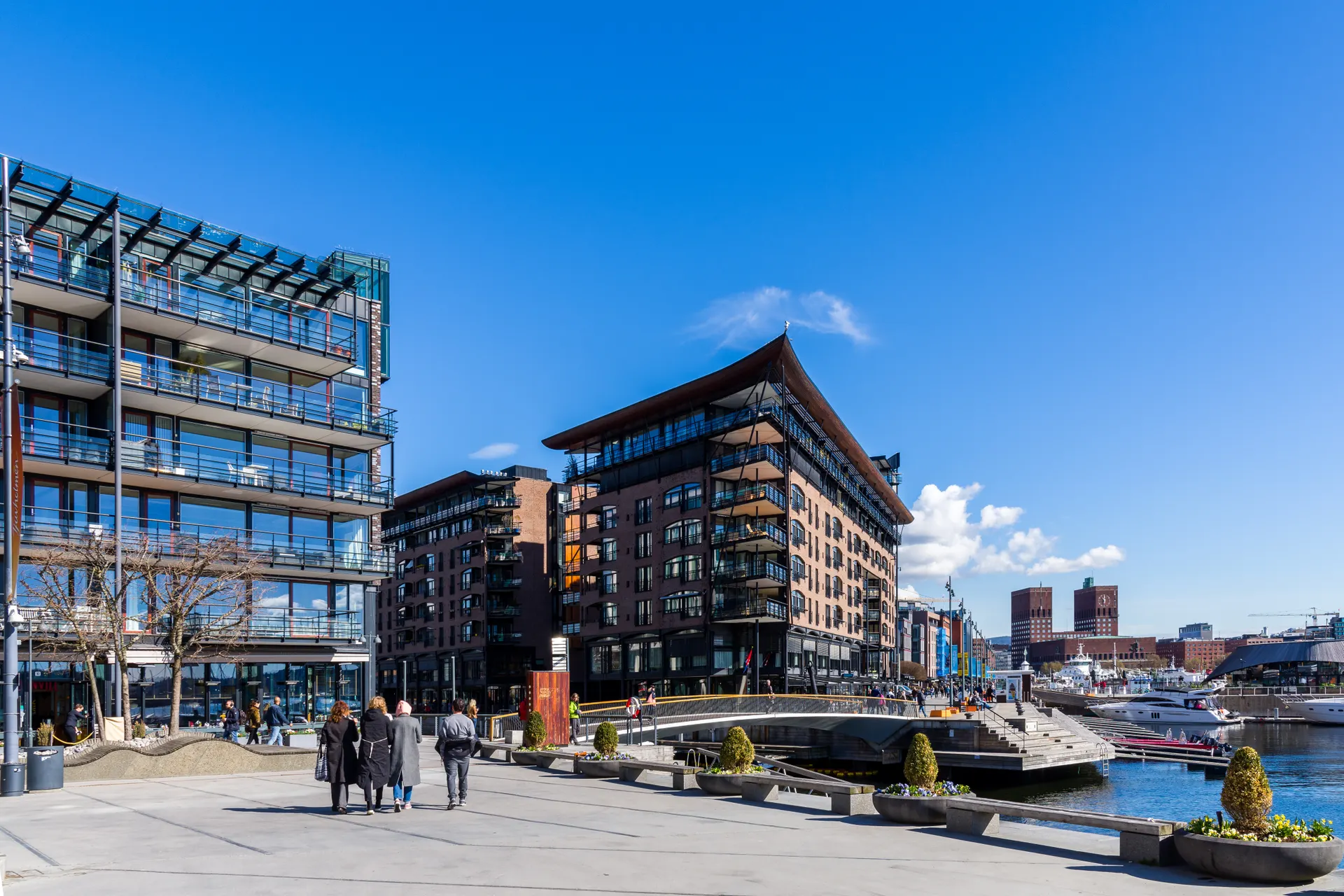 Stedentrip Oslo, Aker Brygge, Oslo | de Jong Intra Vakanties