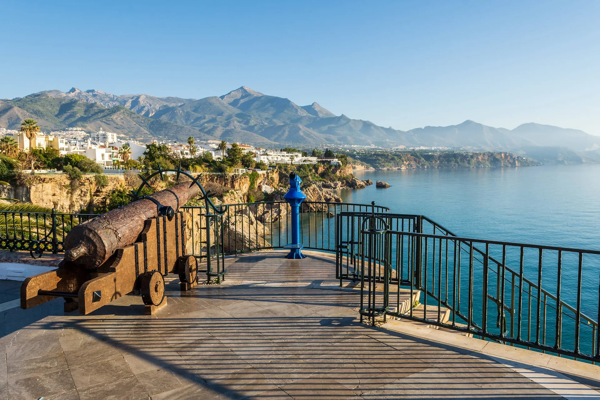 Ontdek Granada en de oostelijke Costa del Sol vanuit Ne