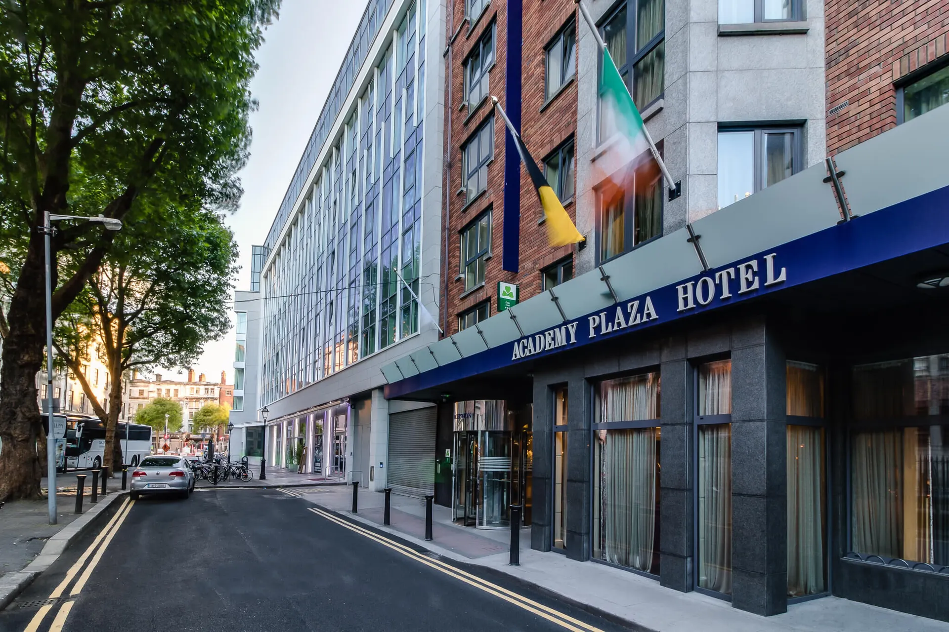 Hotel Academy Plaza