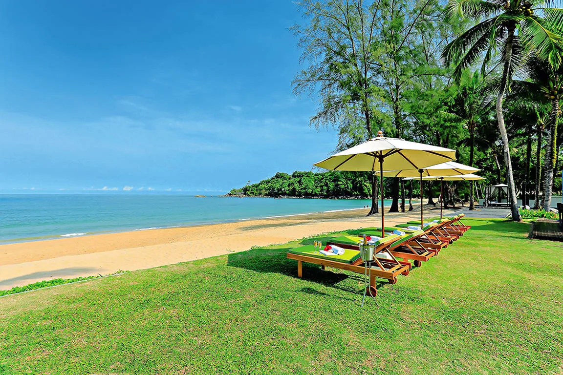 Online bestellen: The Briza Beach Resort Khao Lak