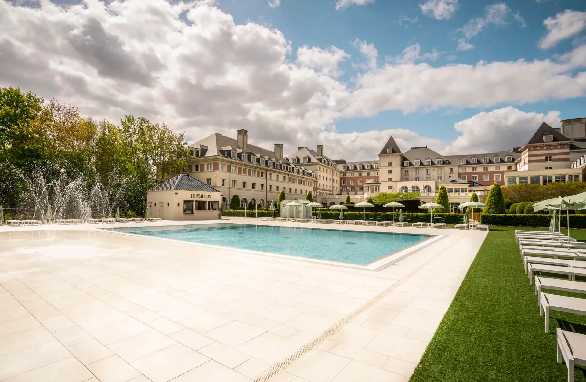 Dream Castle Fabulous Hotels Group.