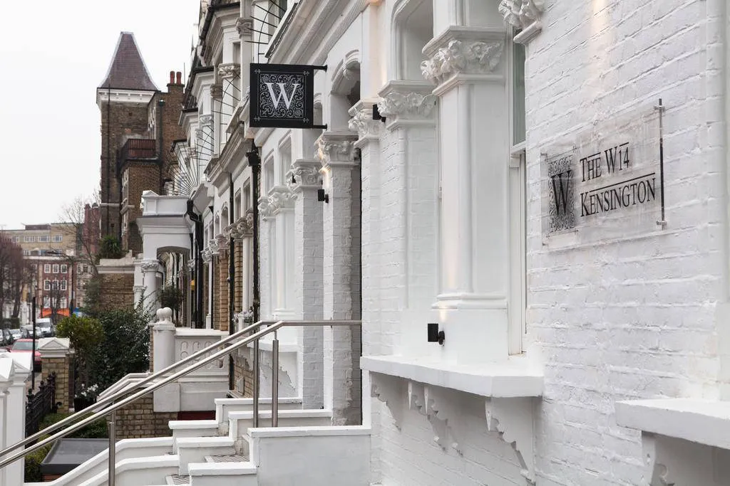 Online bestellen: Hotel The W14 Kensington
