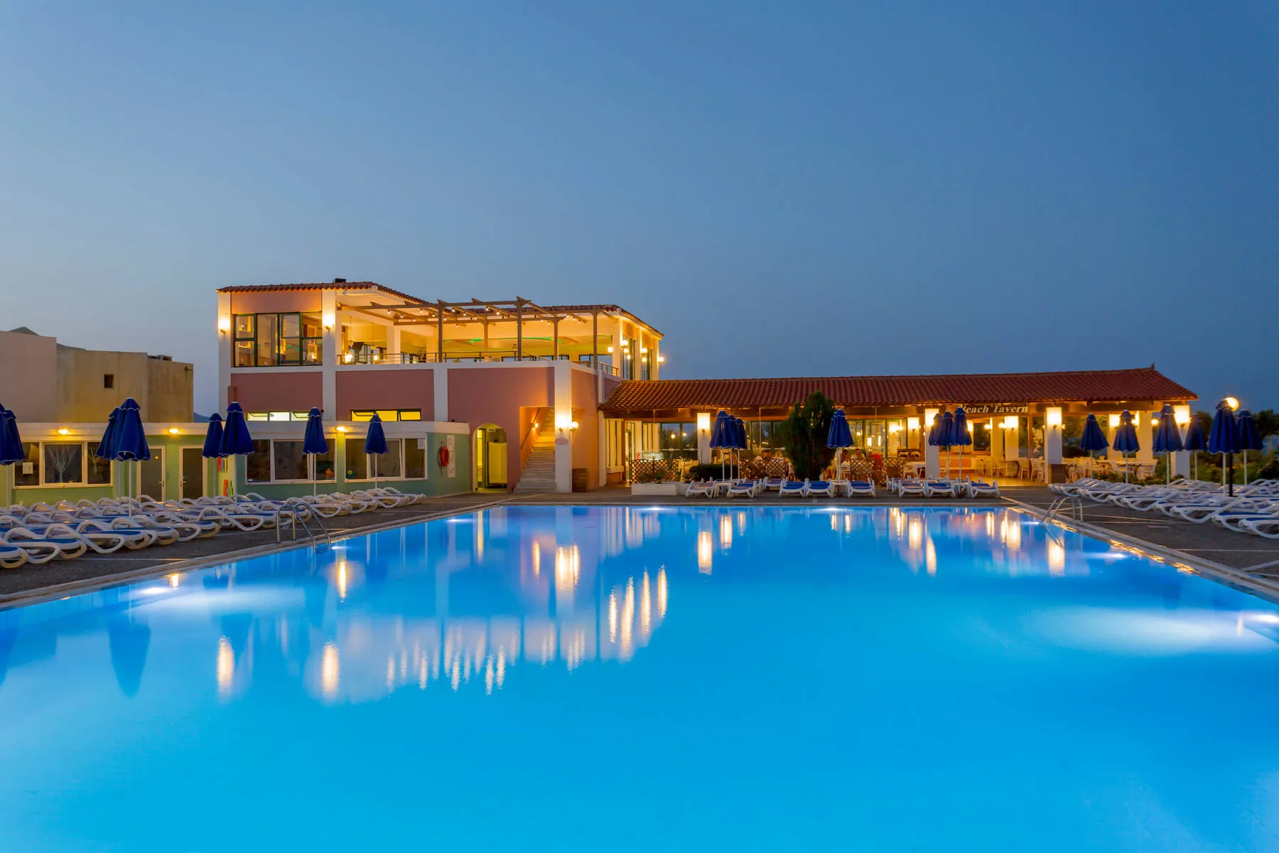 Online bestellen: Hotel Dessole Dolphin Bay Resort