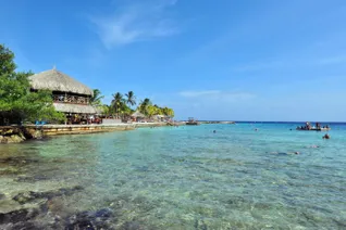 Blog, De 5 mooiste stranden van Curaçao om heerlijk te ontspannen | de Jong Intra Vakanties