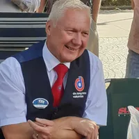 Buschauffeur Piet - de Jong Intra Vakanties