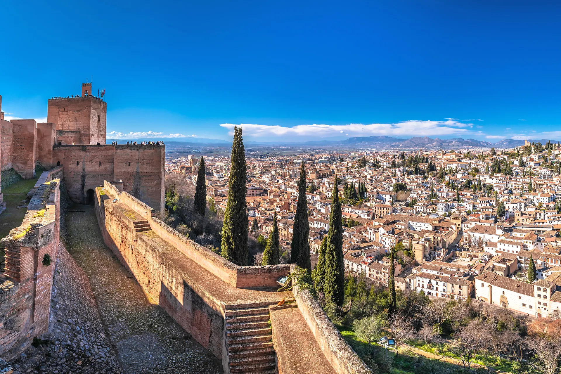 Zicht op het Albaicin vanaf het Alhambra, Granada, Andalusië, Spanje | de Jong Intra Vakanties