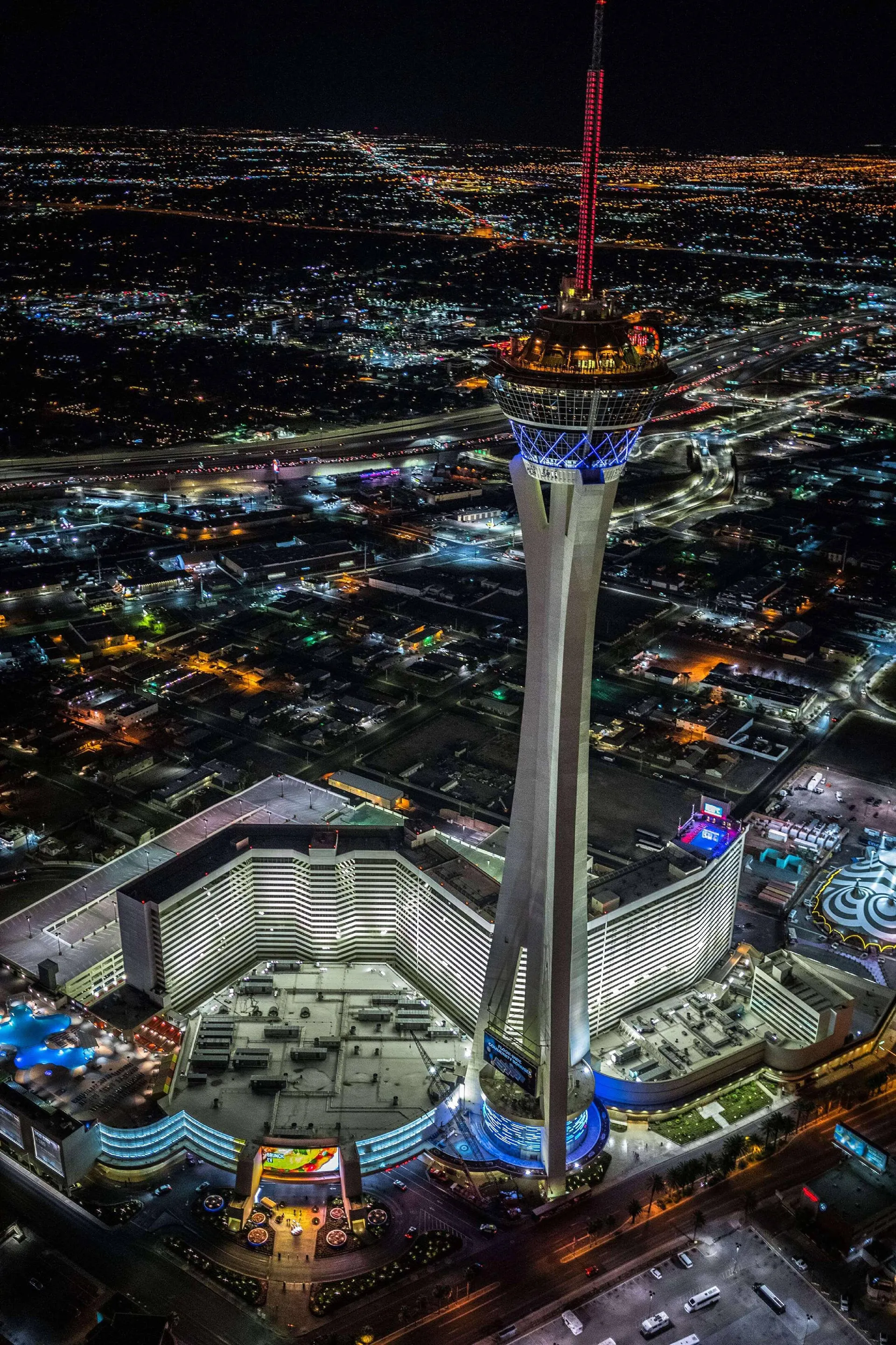 The STRAT Hotel, Casino Tower