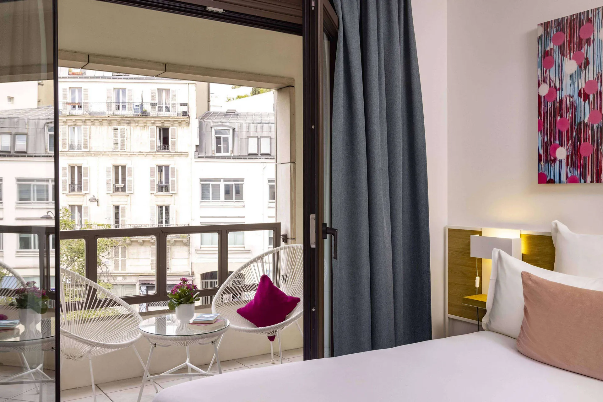 Online bestellen: Hotel Paris Louis Blanc Gare du Nord