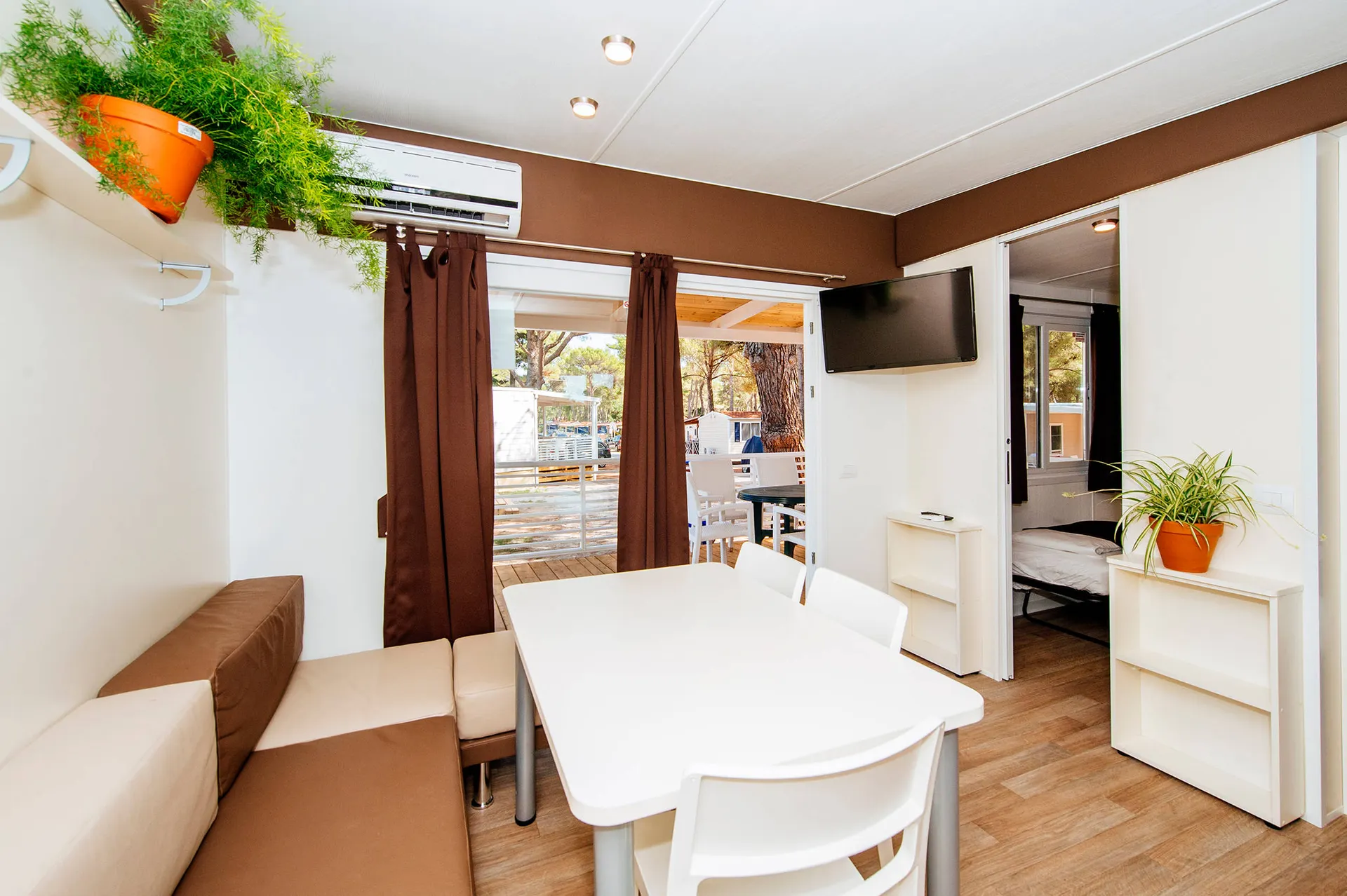 Zaton Resort, Voorbeeld Premium MH