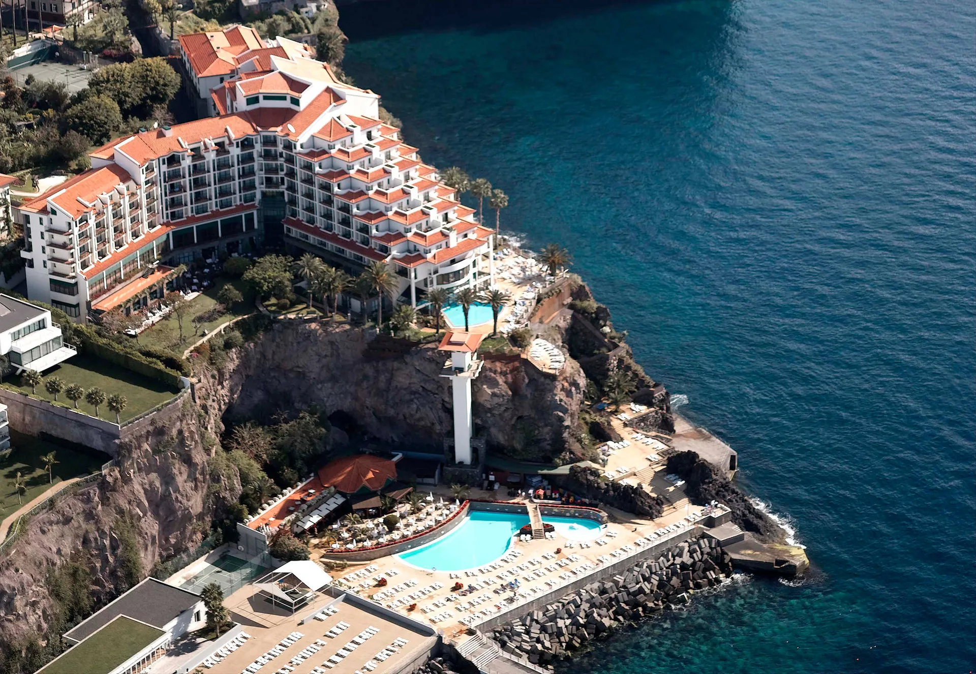 Online bestellen: Hotel The Cliff Bay