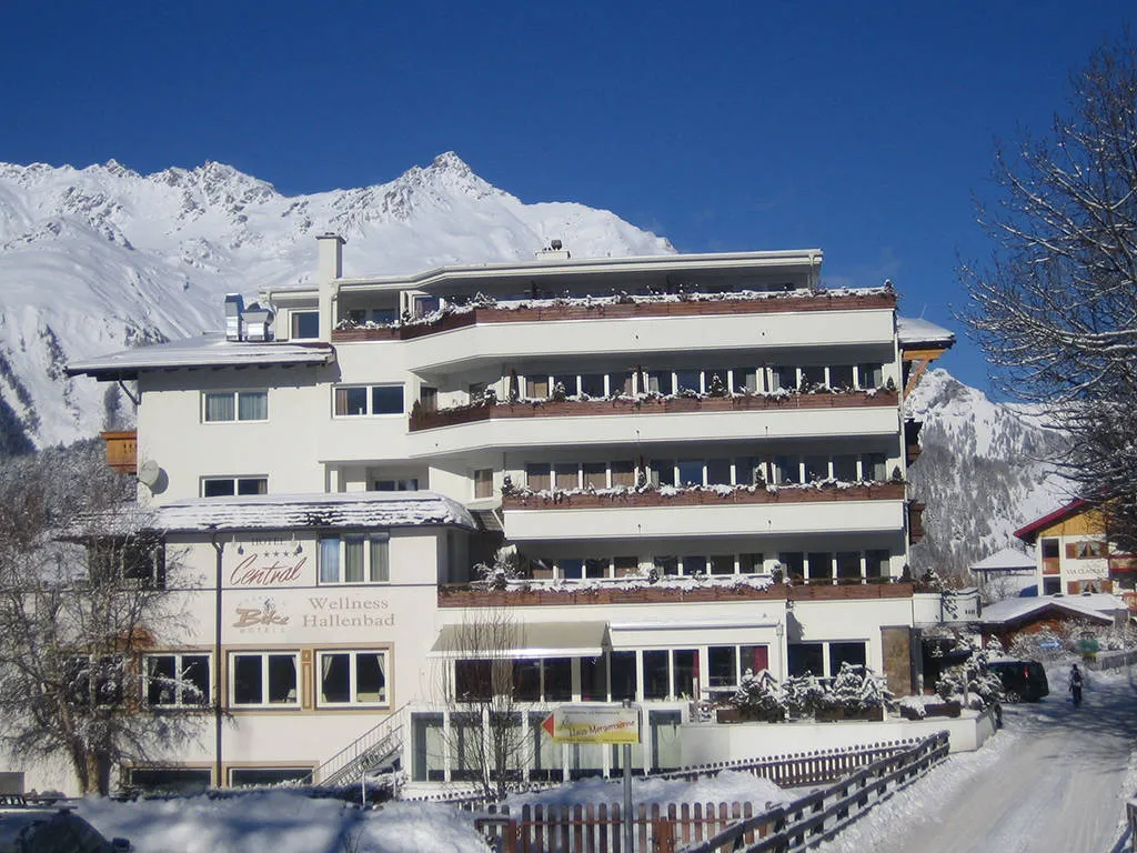 Online bestellen: Alpen Comfort Hotel Central