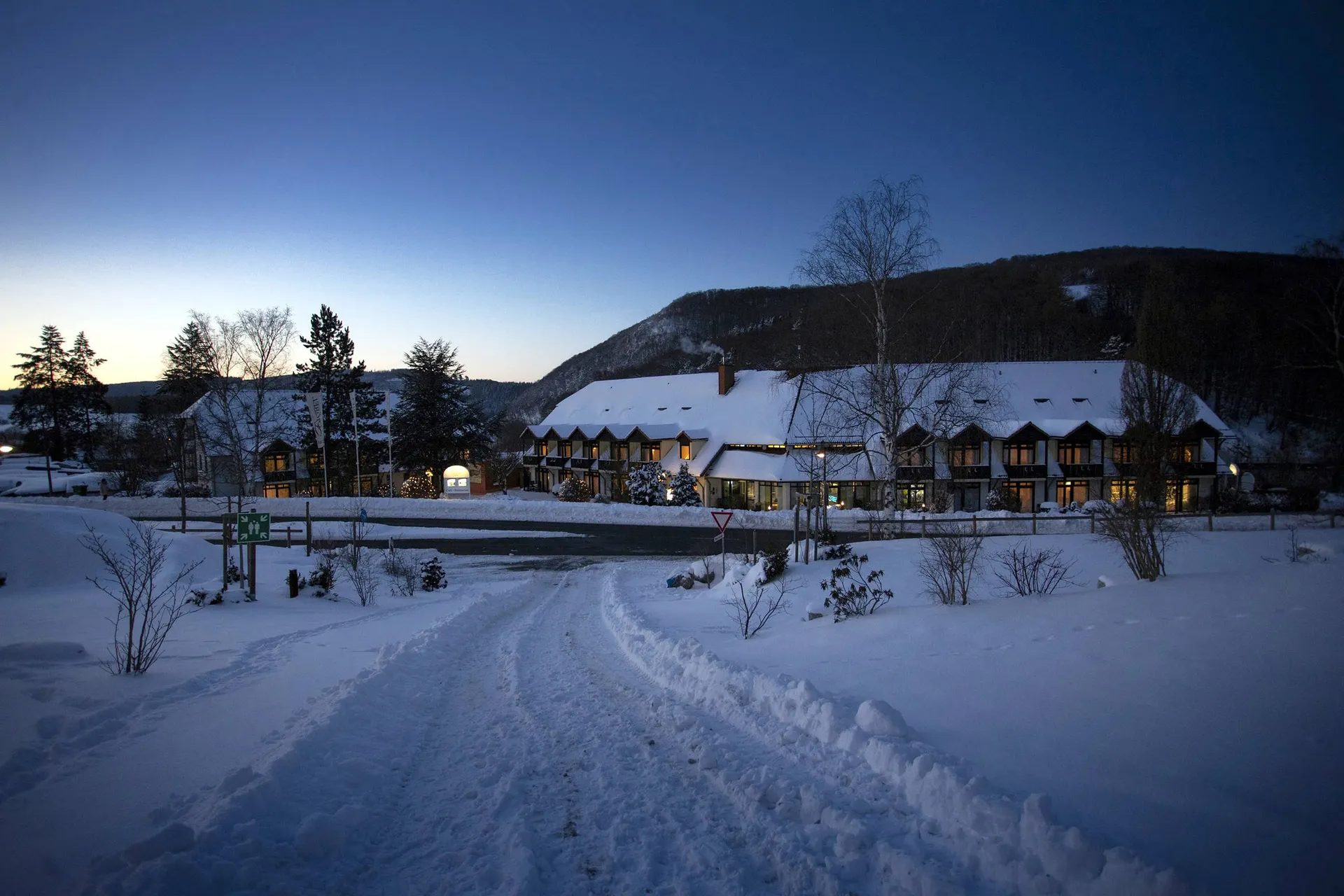 Online bestellen: Göbels Seehotel Diemelsee