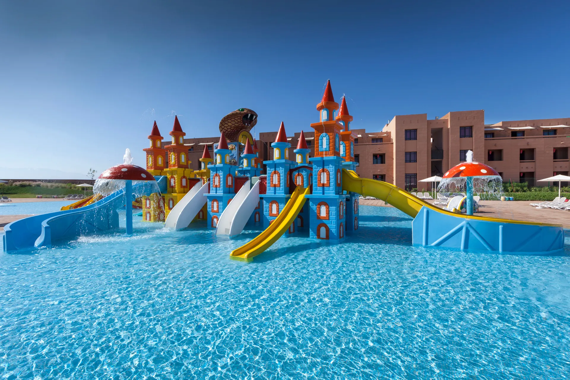 Hotel Aqua Mirage Club.
