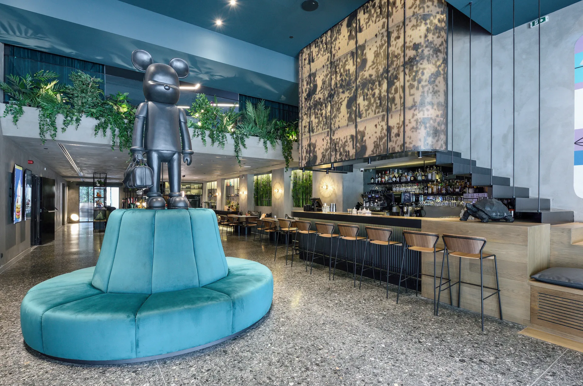 Onoma Hotel.