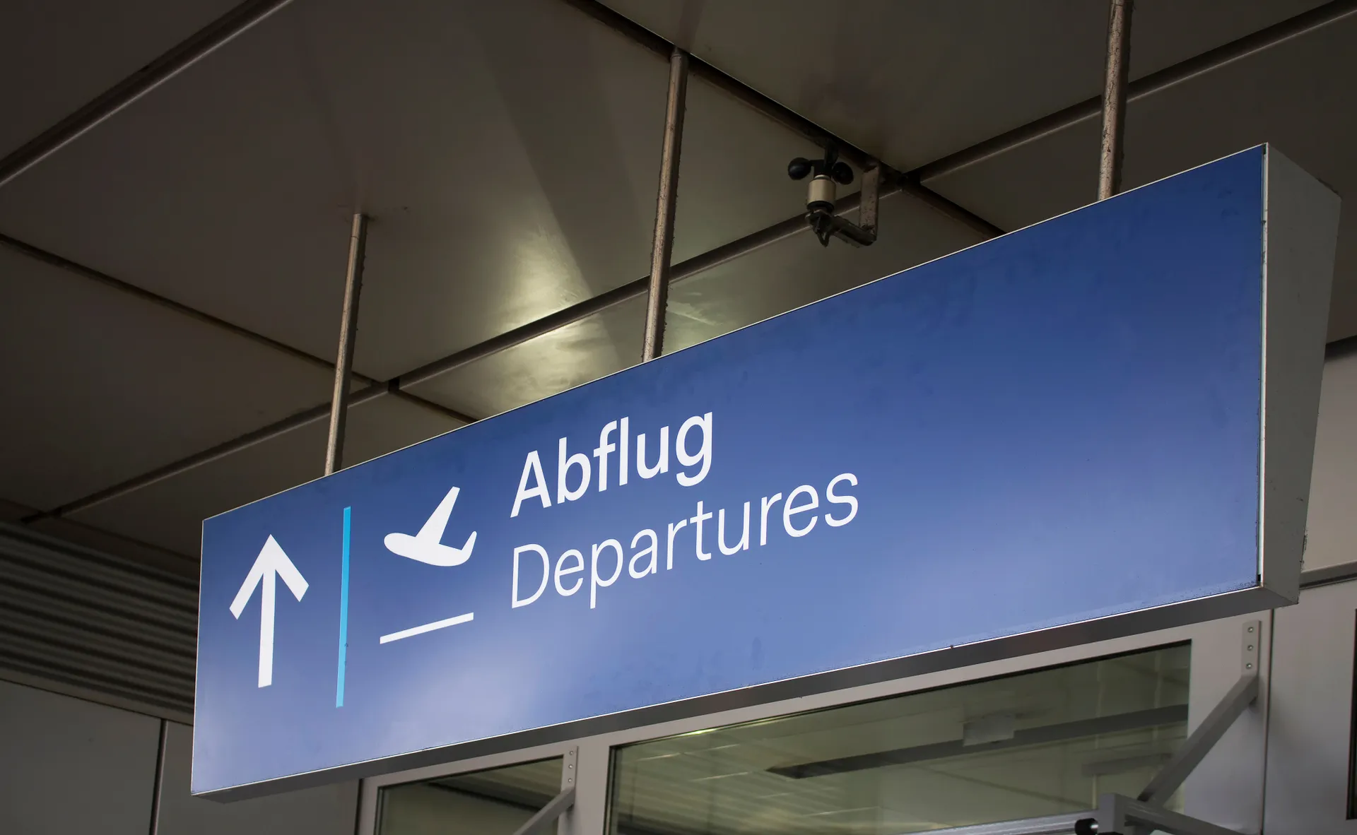 Duitse luchthavens, Departures - AdobeStock 357471163
